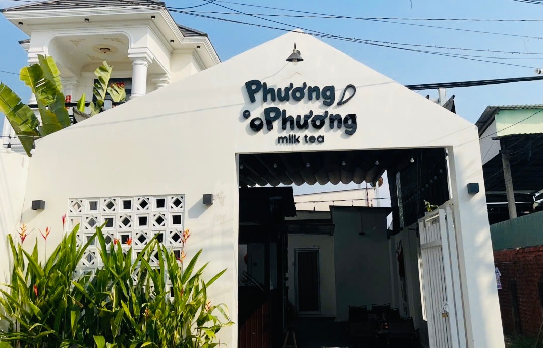 Chữ nổi mica dán tường Thumbnail 3