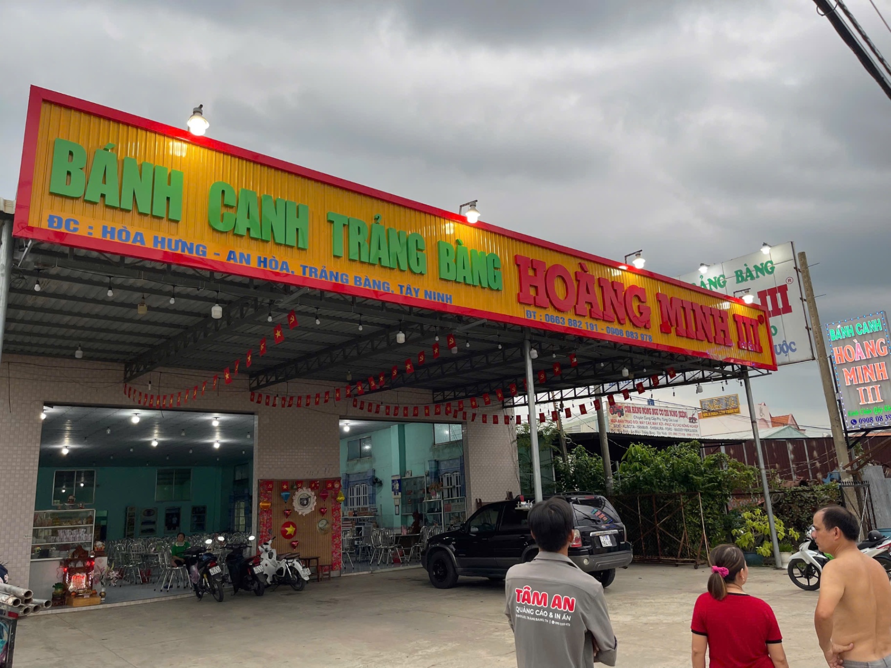 Bảng hiệu tôn sóng Thumbnail 2